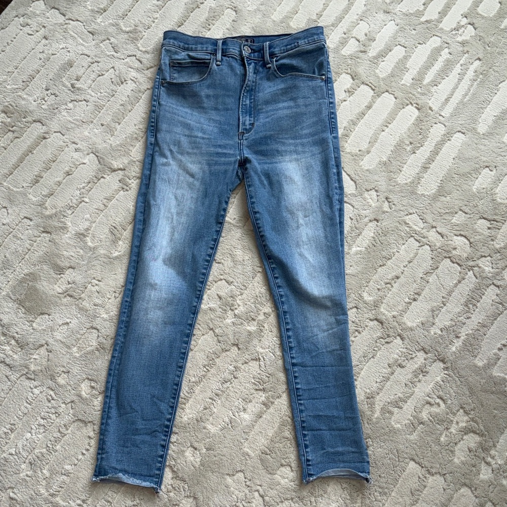 Abercrombie & Fitch Ultra high rise super skinny jeans Light Blue Jeans 28/8